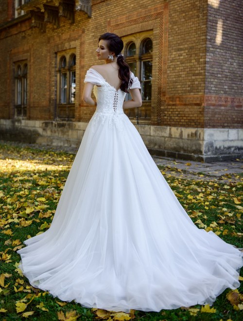 https://elisebride.ro/images/stories/virtuemart/product/VWD_SN_21       (3).jpg